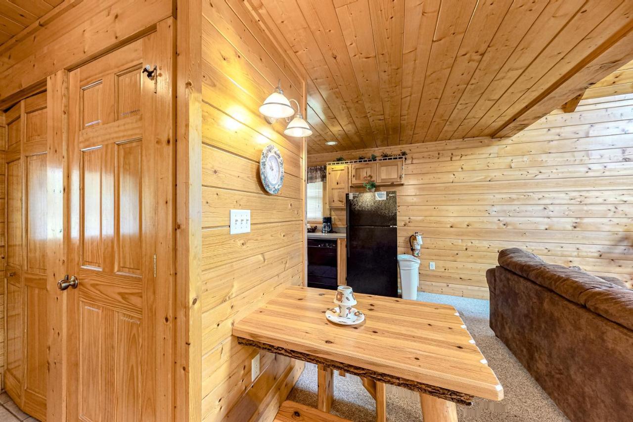 Daa Bear'S Lodge 蓋特林堡 外观 照片